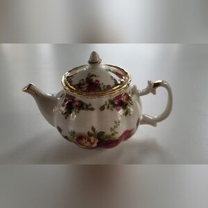 Tea Pot - Small